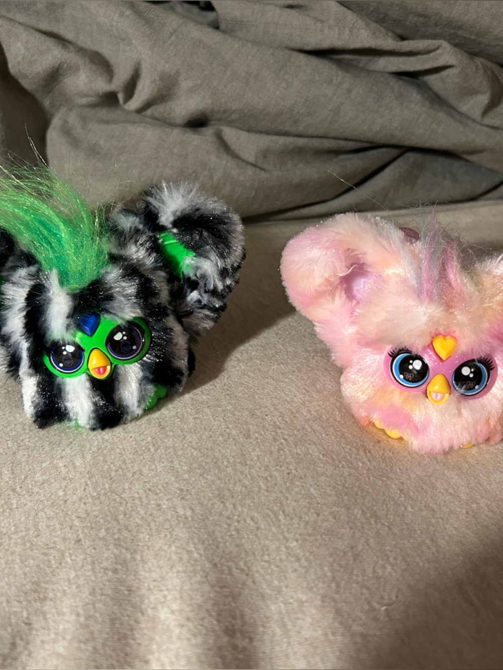 Hasbro Furry Plush Keychain Duo - Black, White, Green & Pink